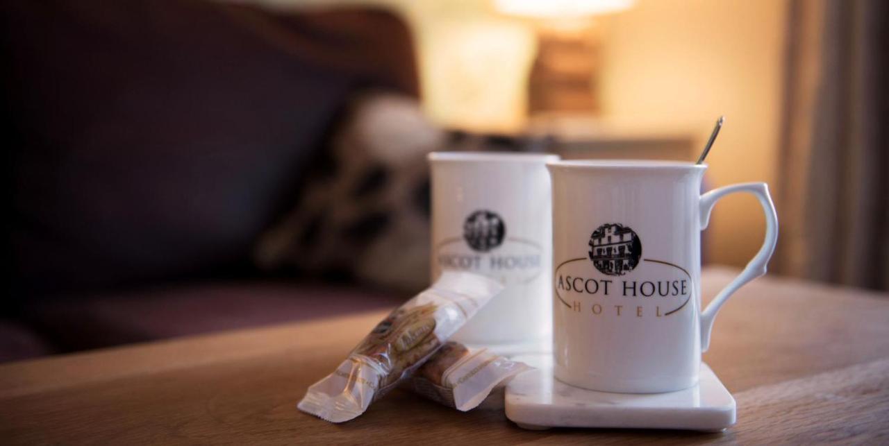 Ascot House Hotel Торки Екстериор снимка
