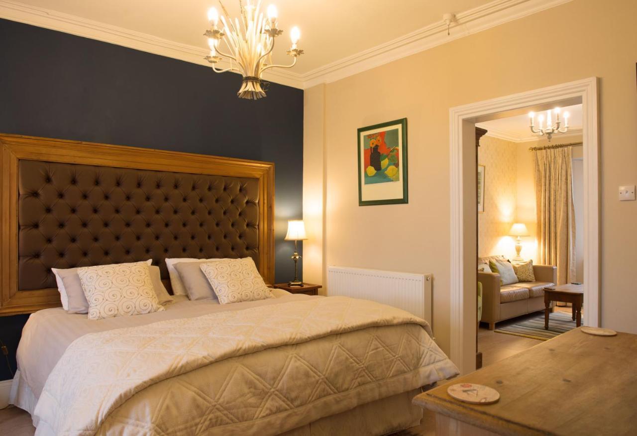 Ascot House Hotel Торки Екстериор снимка